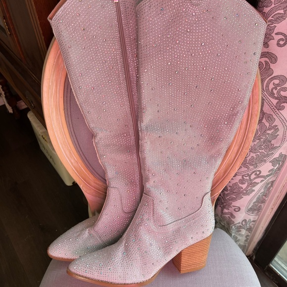 New!!! Elegant Rhinestone-Studded Women's Boots sz 11 nwot - Picture 3 of 3